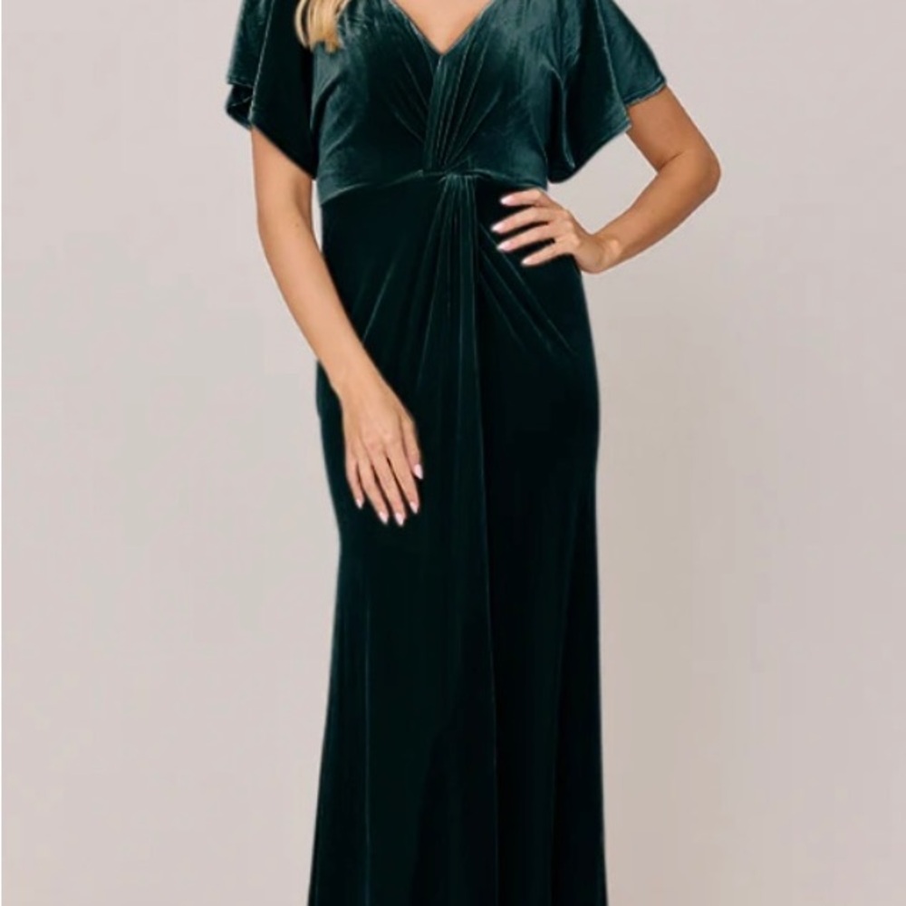 Elegant Green Velvet Dress
